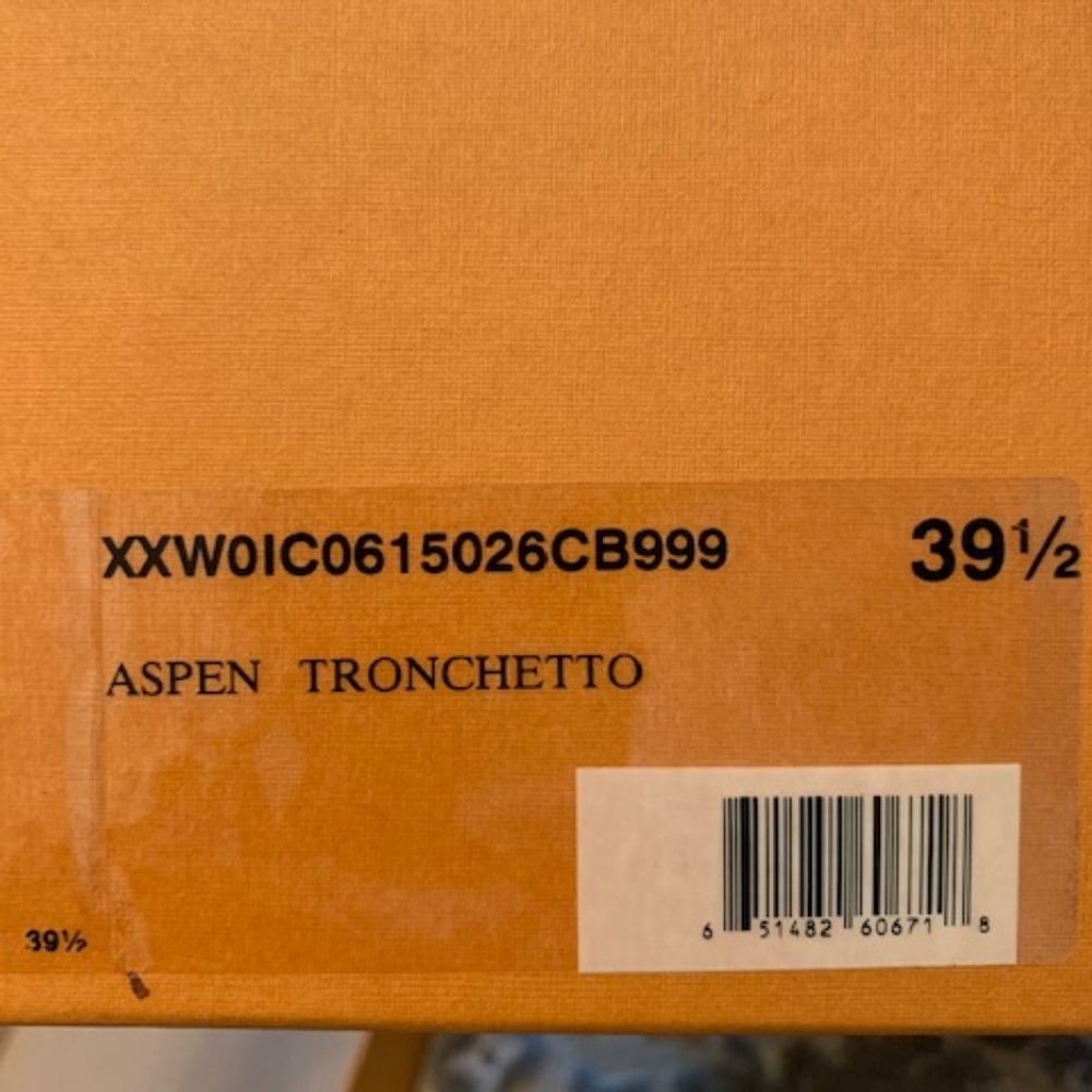 TODS 39 1/2 - Picture 4 of 4